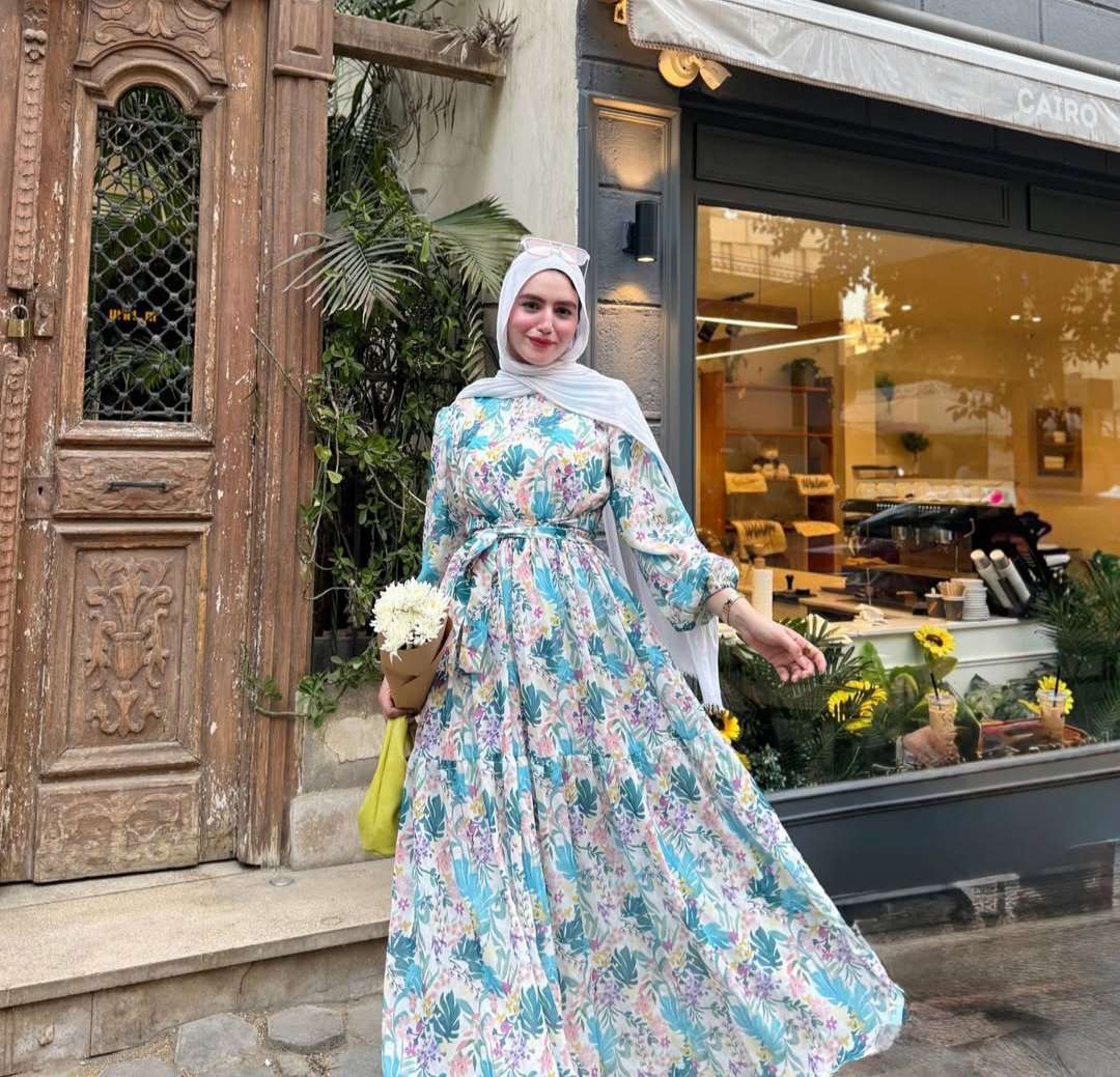 فستان مورد باللون الفيروزي