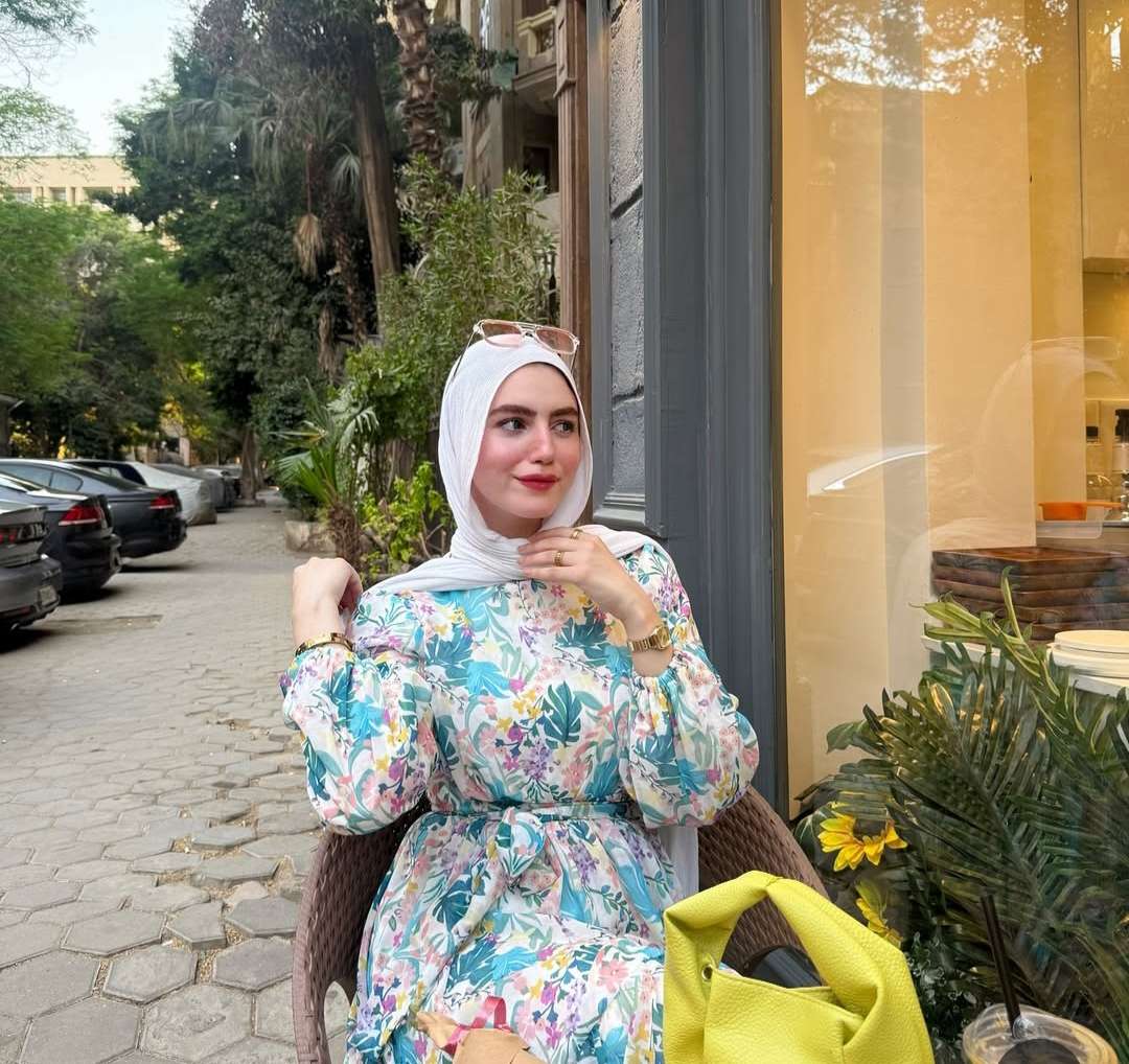 فستان مورد باللون الفيروزي