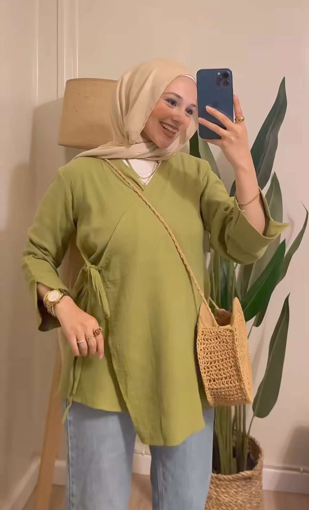 Kiwi Linen Blouse With Tie