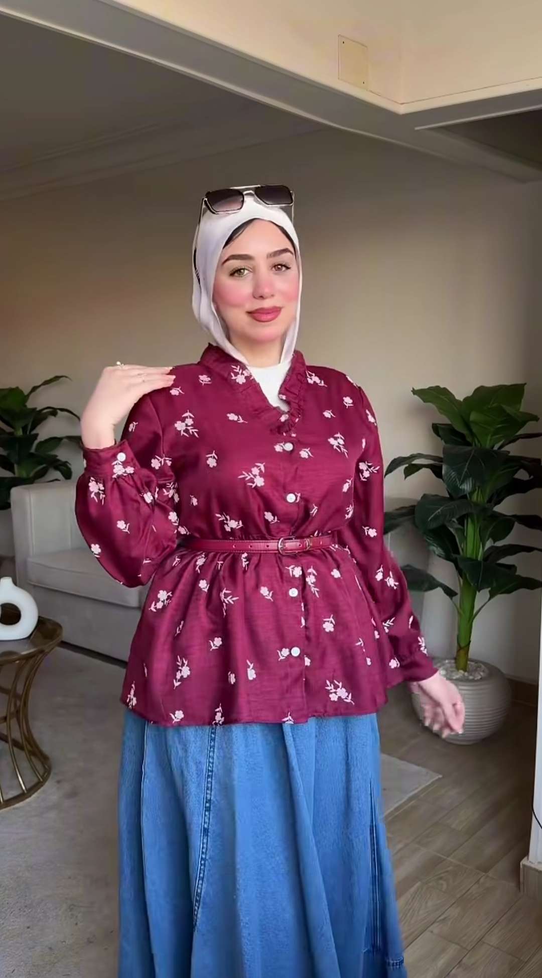 بلوزة فلورال خمري