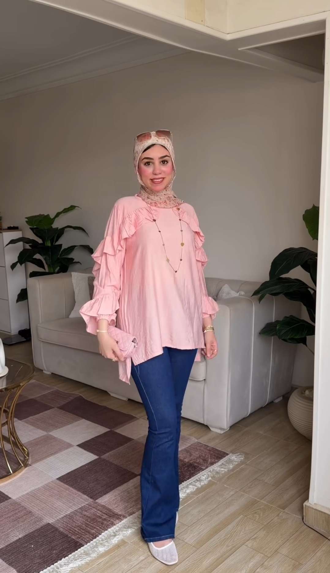بلوزة بيلا الزهرية