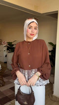 بلوزة دانتيل بنية