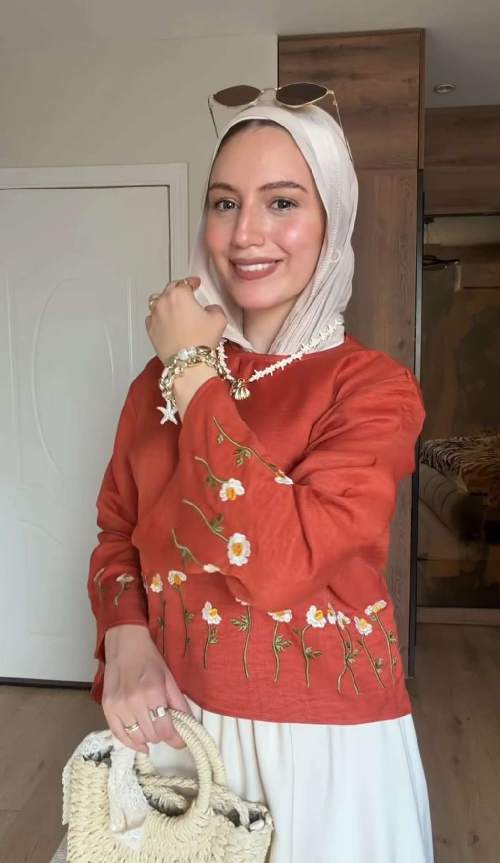 بلوزة هافان مطرزة