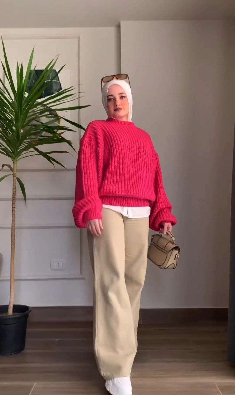 Fuchsia Crop-Top Pullover