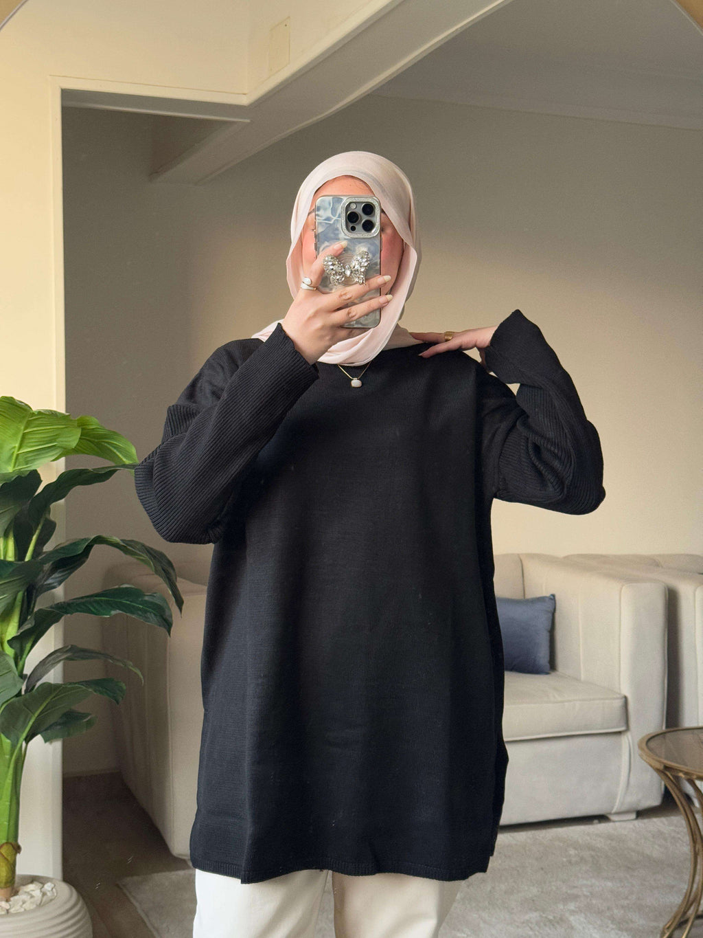 Black pullover with side opening