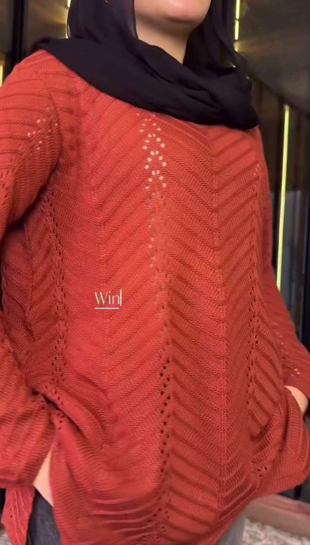 Havan Chain Pullover.