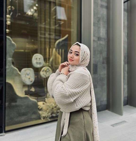 Beige Croise Pullover With Belt.