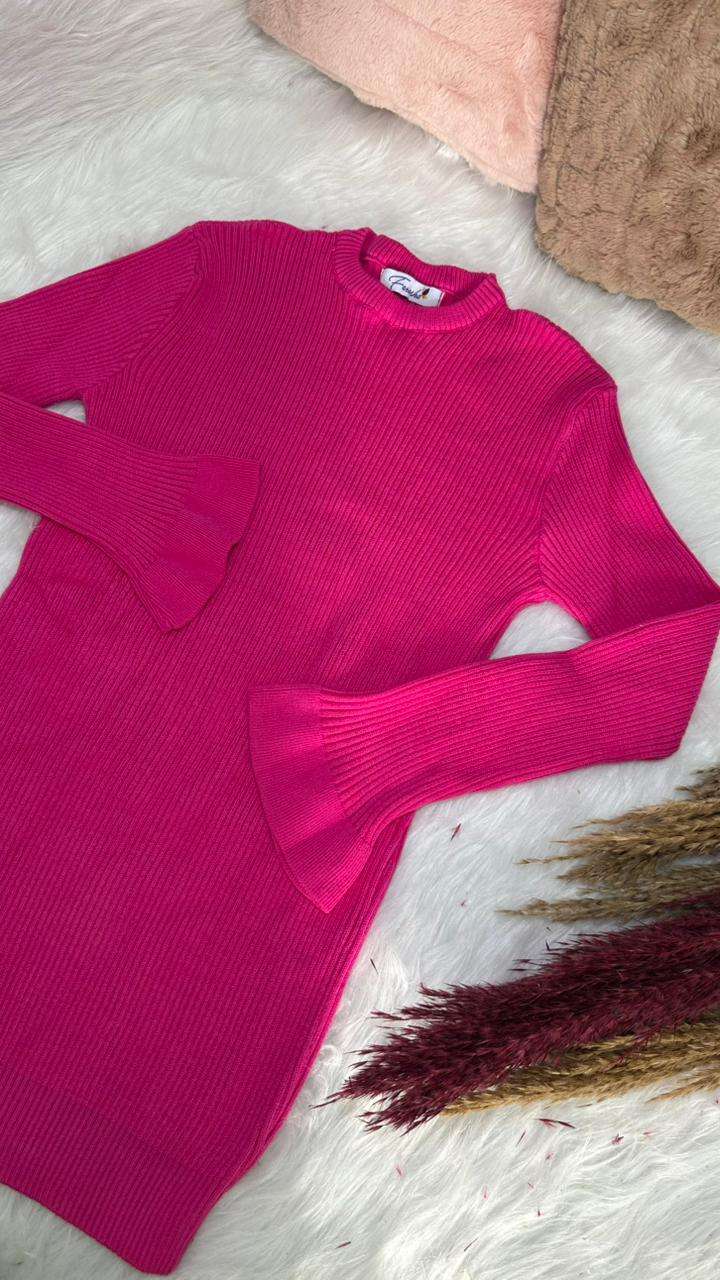 Fuchsia Basic Ruffled Sleeves