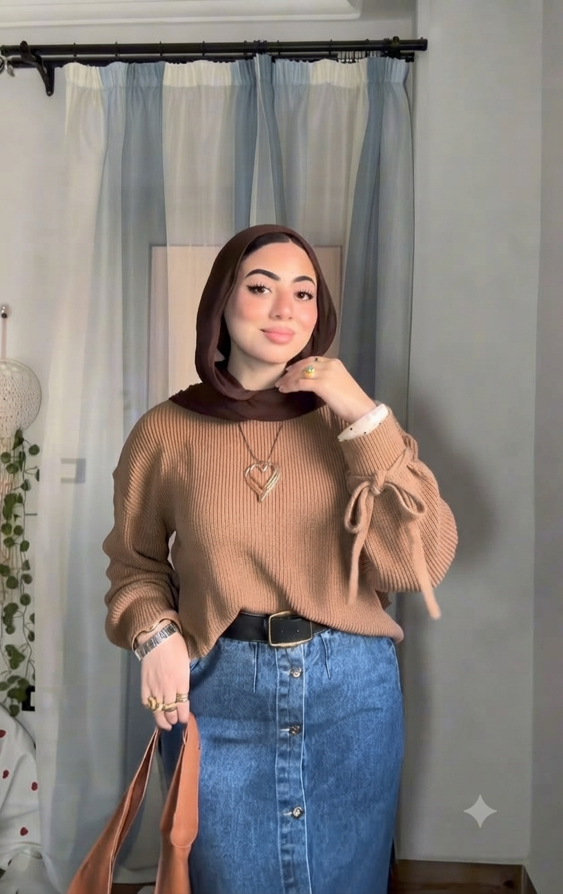 Cafe knitted pullover with tie sleeves.